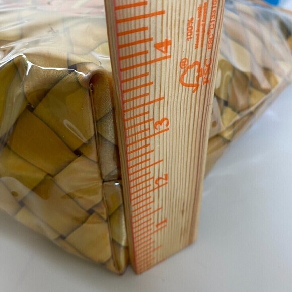 Universal Studios Beach Bag SpongeBob Just Chillin at Goo Lagoon Tote Bach Bag - Picture 9 of 13